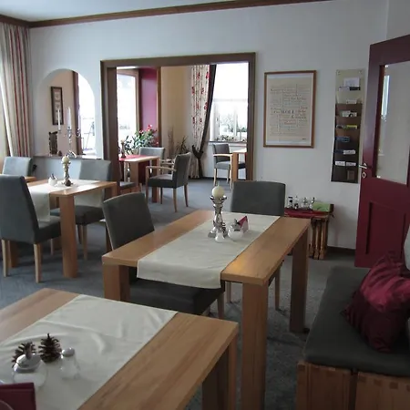 Beste-schnurbus Гостевой дом Шмалленберг