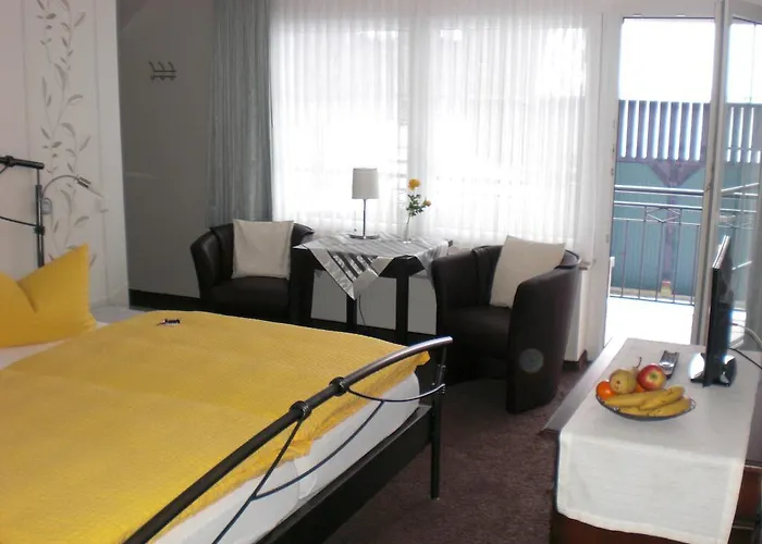 Konukevi Beste-schnurbus 3*