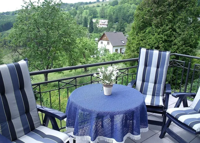 Konukevi Beste-schnurbus