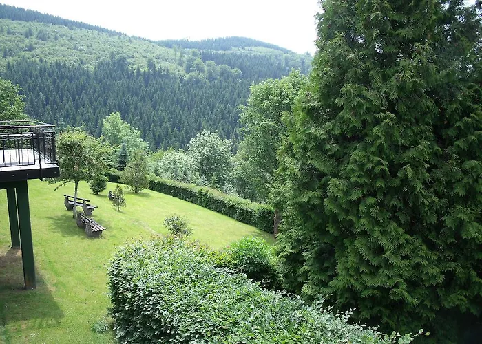 Konukevi Beste-schnurbus